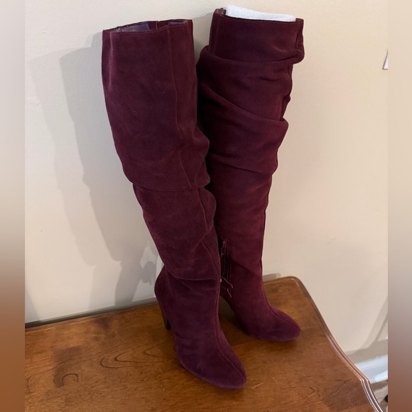 Women’s 5 INC International Concepts INC Women's Maroon Suede Gerii Dress Boots - Picture 2 of 7